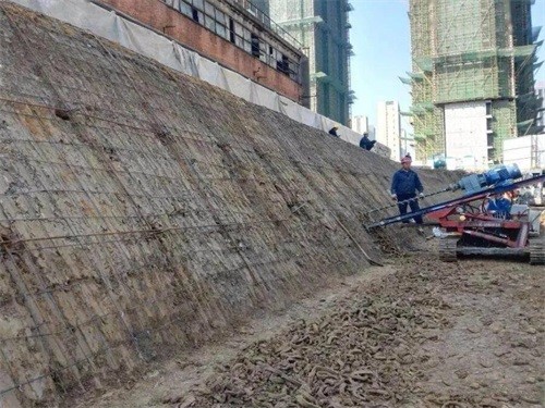 西乡建筑边坡支护
